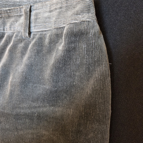 Oscar de la Renta Gray Straight Leg Pants with Embroidery - Picture 11 of 12